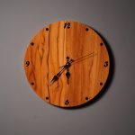 অরণ্য সেগুন ঘড়ি